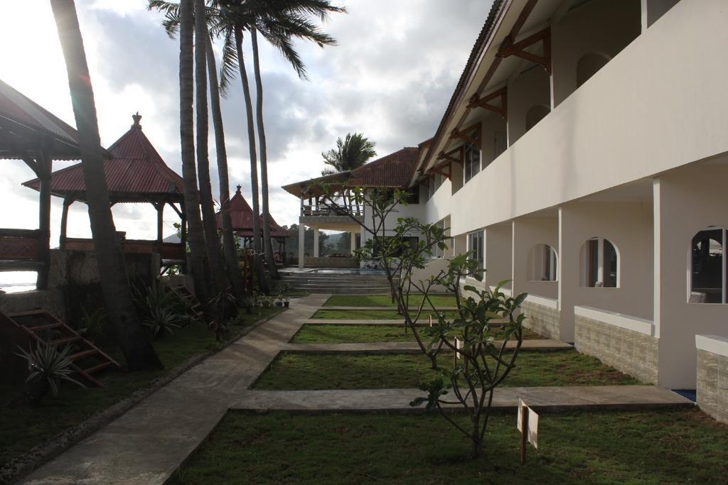 77 Sunset Plaza Hotel Cisolok Ngoại thất bức ảnh