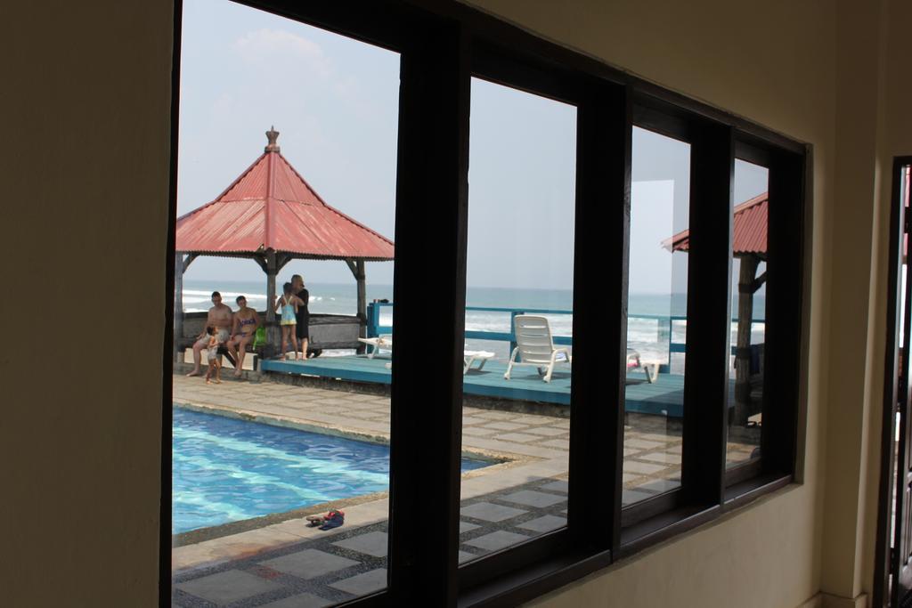 77 Sunset Plaza Hotel Cisolok Ngoại thất bức ảnh
